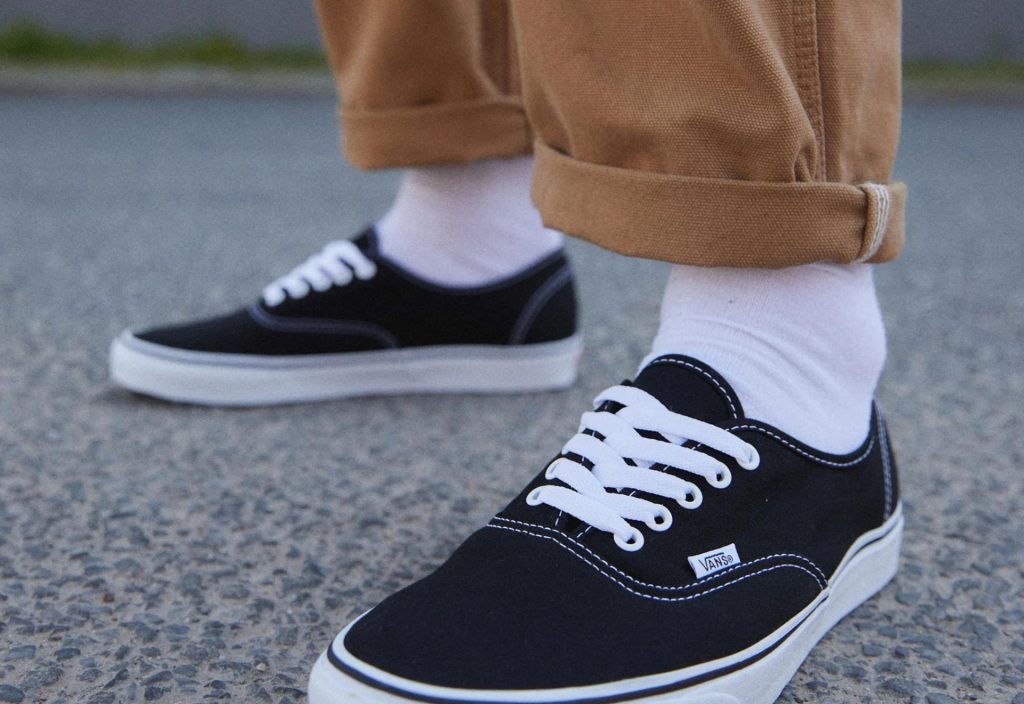 Tênis Vans Authentic para homens e mulheres!