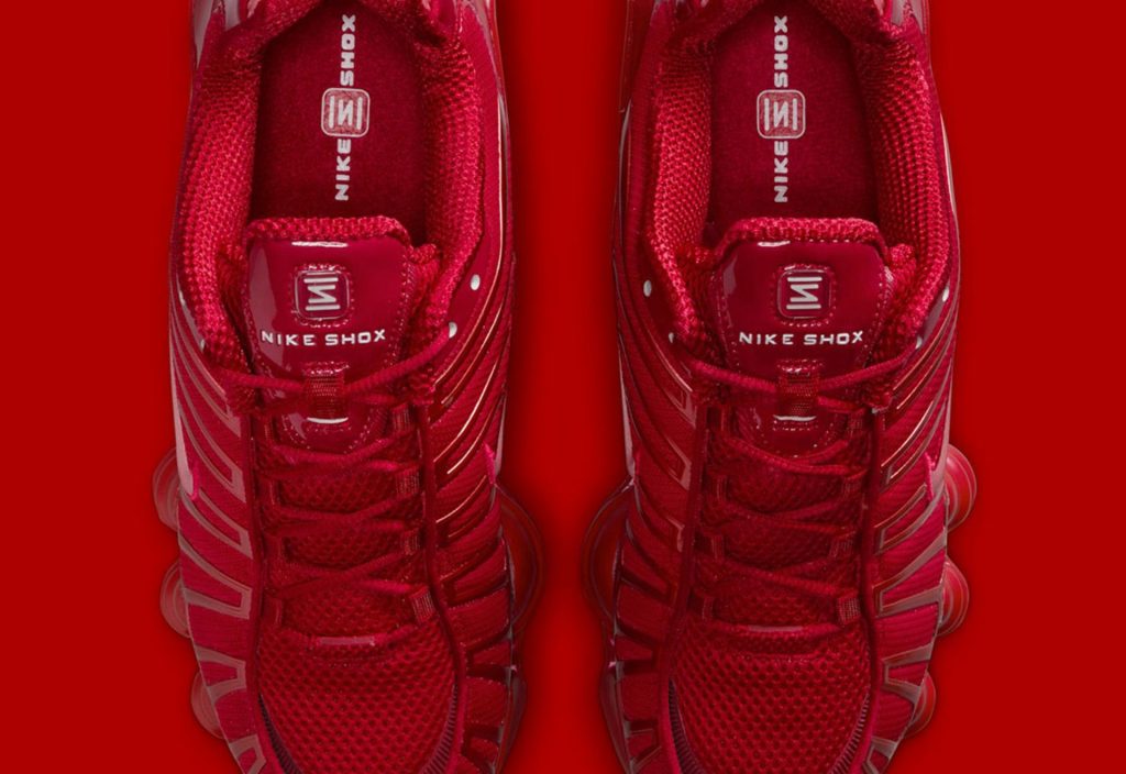 Nike Shox TL lança modelo Gym Red 2 Tenis Nike Shox TL W Gym Red IB1087 600 3